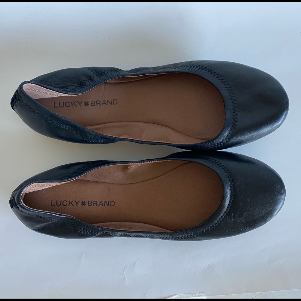 Lucky brand black flats